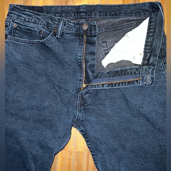 Levi Strauss & Co 505 Dark Blue Jean - Picture 5 of 6